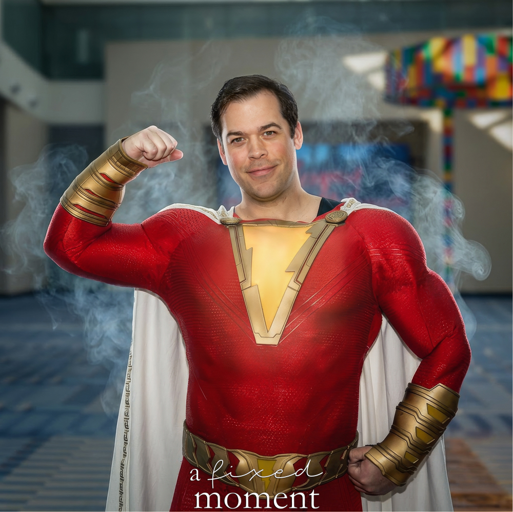 Shazam cosplay at Awesome Con 2026