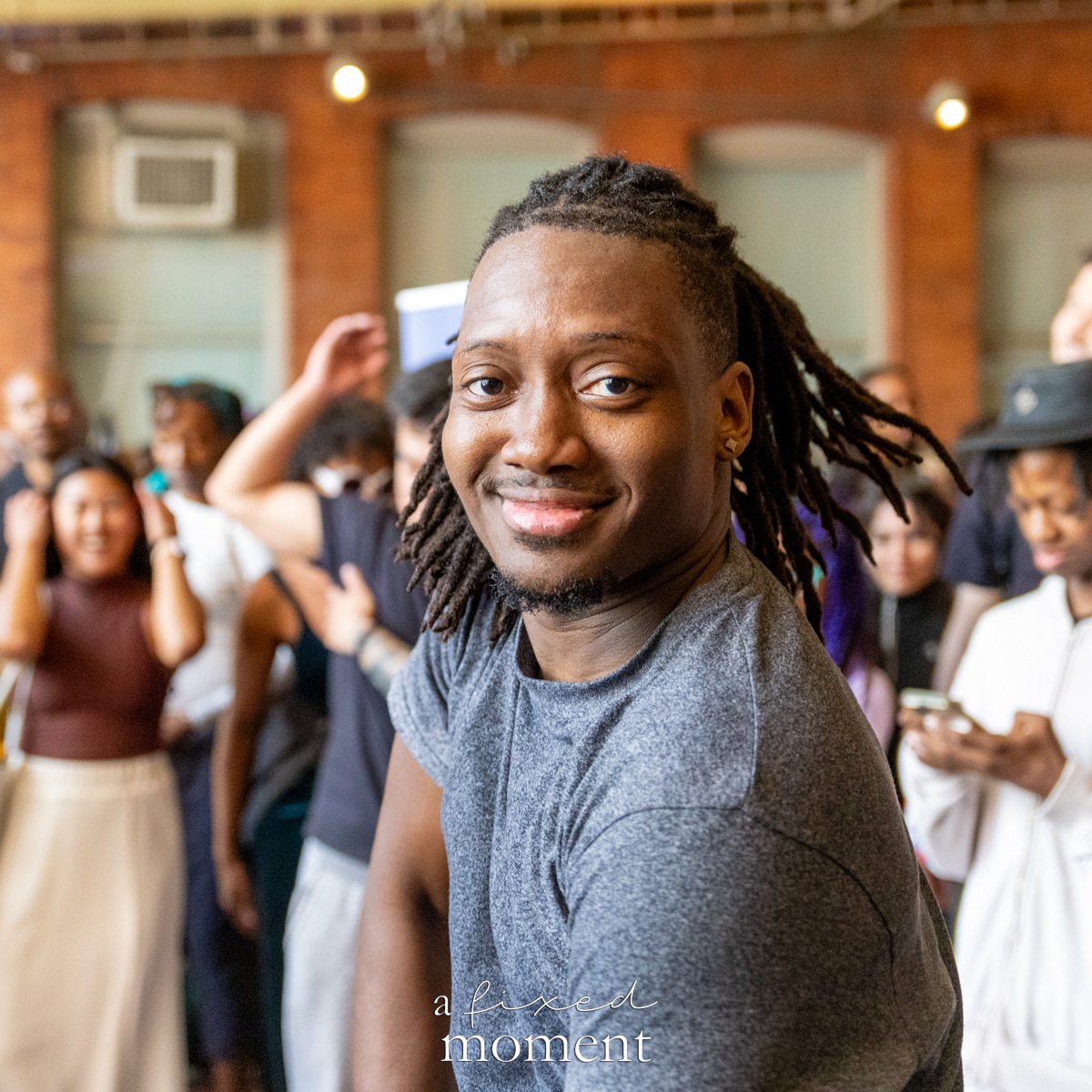 Dancer portrait crowd floor