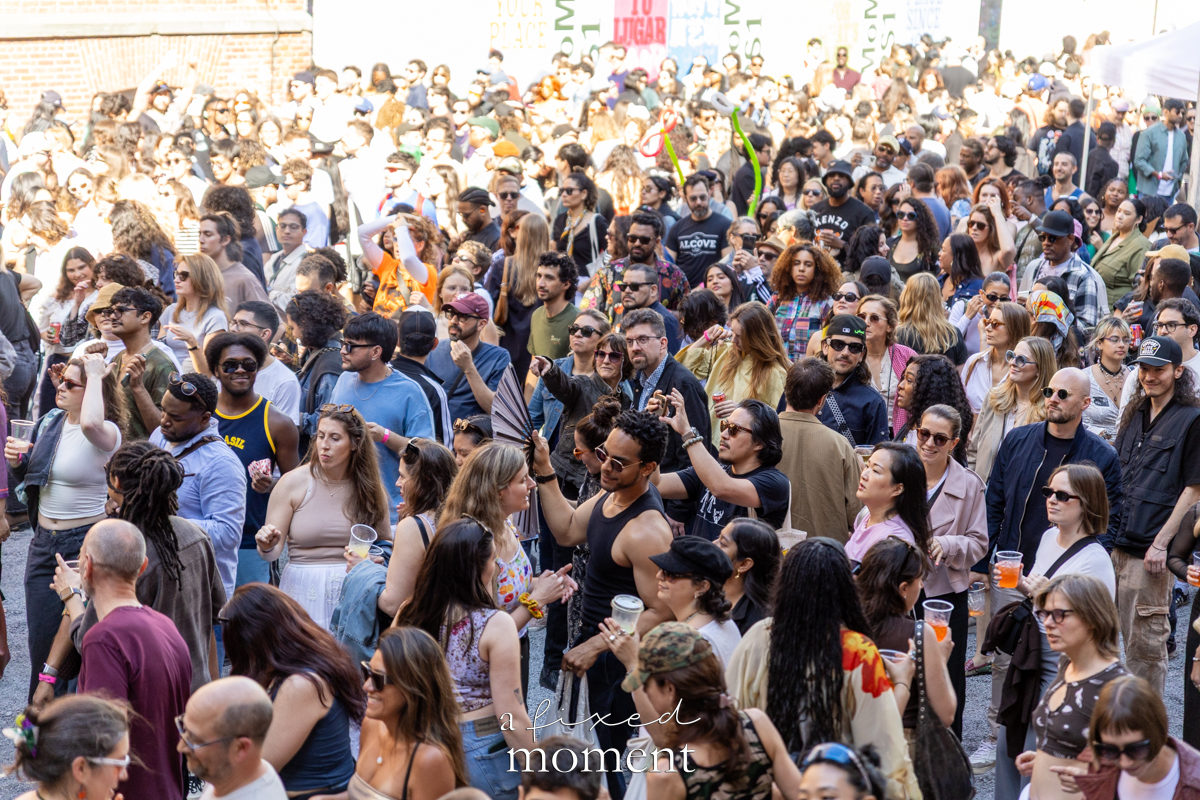 Wide courtyard overview