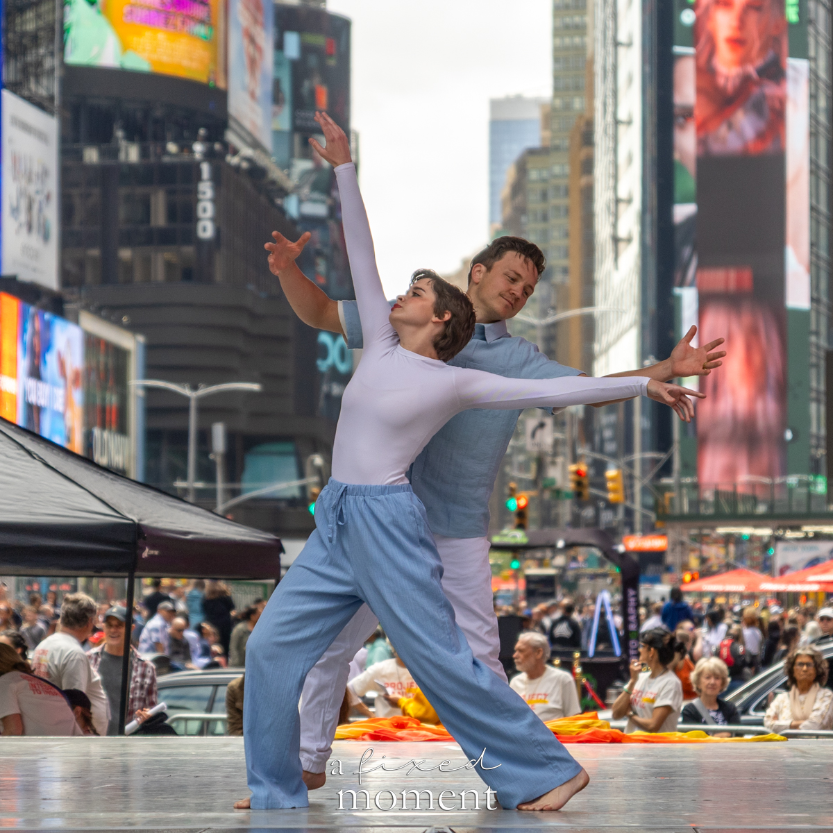 Project Dance duo dancers extended pose