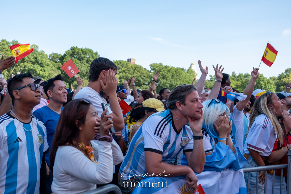 Argentina supporters watching tensely after Spain takes the lead in extra time