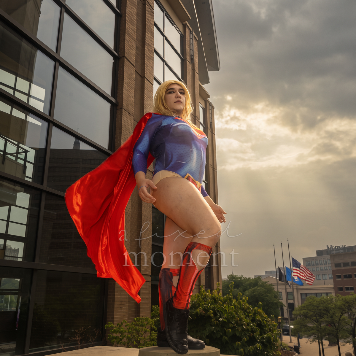 Supergirl cosplay by thesuccubusgxdragon outside the Connecticut Convention Center