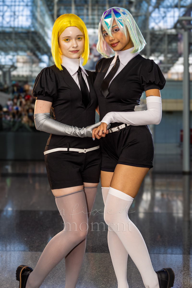 @lilyscoser and @_aprilove as Yellow Diamond and Diamond at Anime NYC 2026 Day Two
